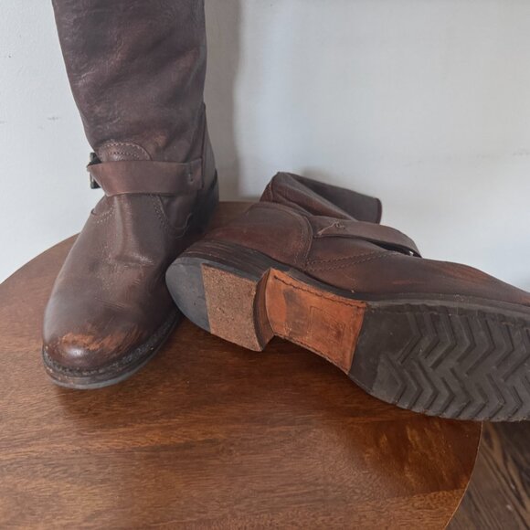 Frye Veronica Slouch Engineer boot size 11 wide calf - Picture 3 of 4